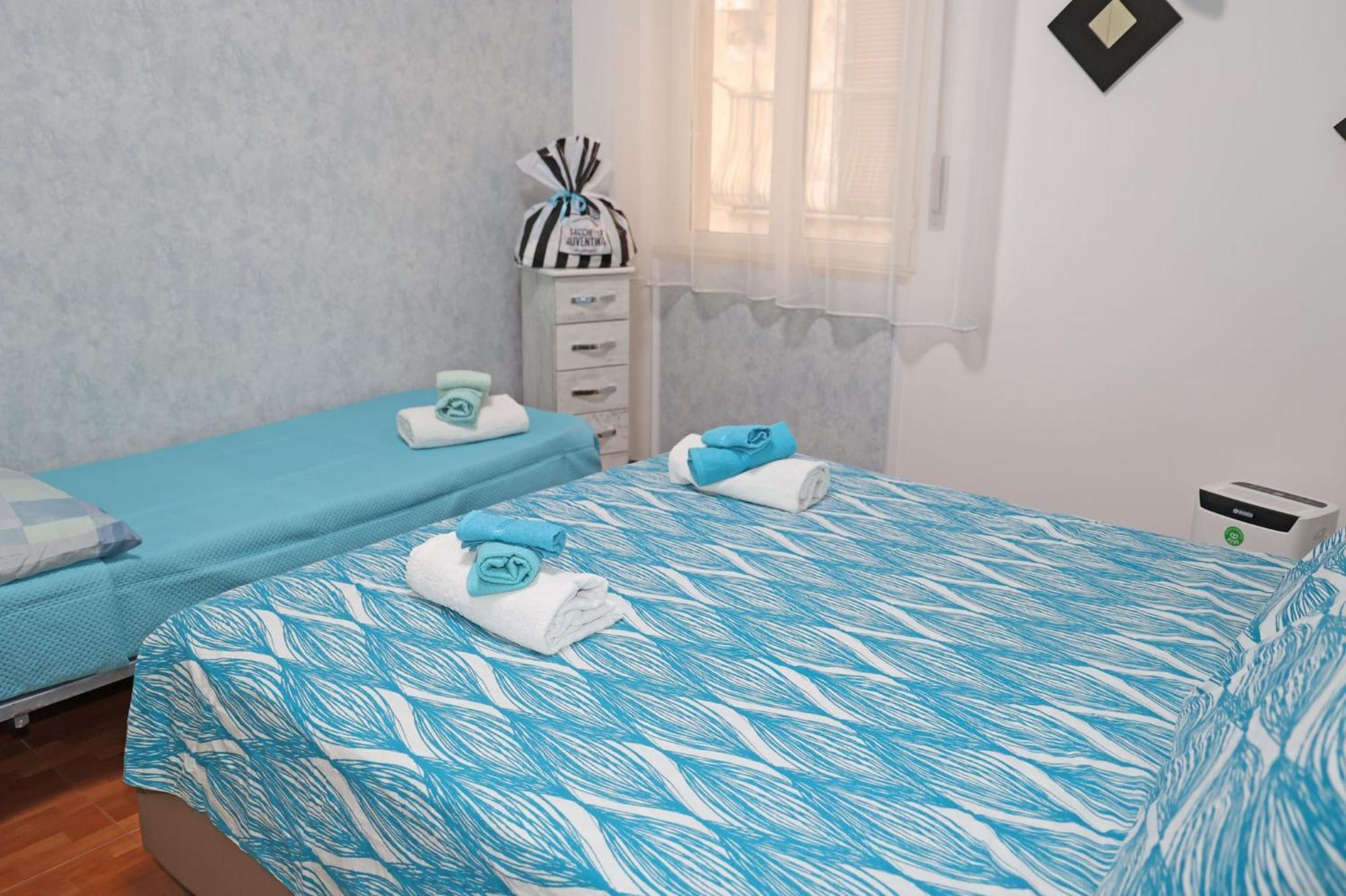 Apartamento La mano de Dios Nápoles Exterior foto