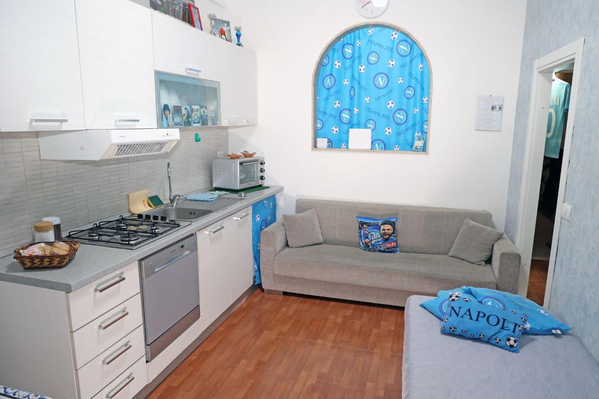 Apartamento La mano de Dios Nápoles Exterior foto